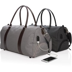 Víkendová taška s USB výstupem