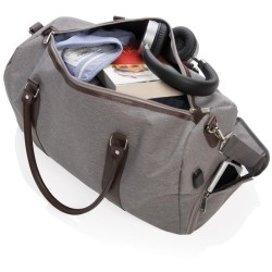 Víkendová taška s USB výstupem