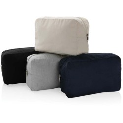 Nebarvená toaletní taška Impact z 285g recykl. canvas AWARE