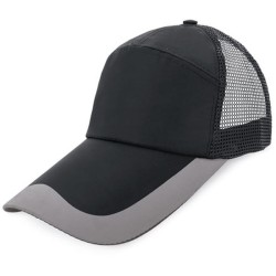 Čepice s dlouhým kšiltem