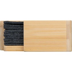 15 plastových podložek v bambusovém stojanu