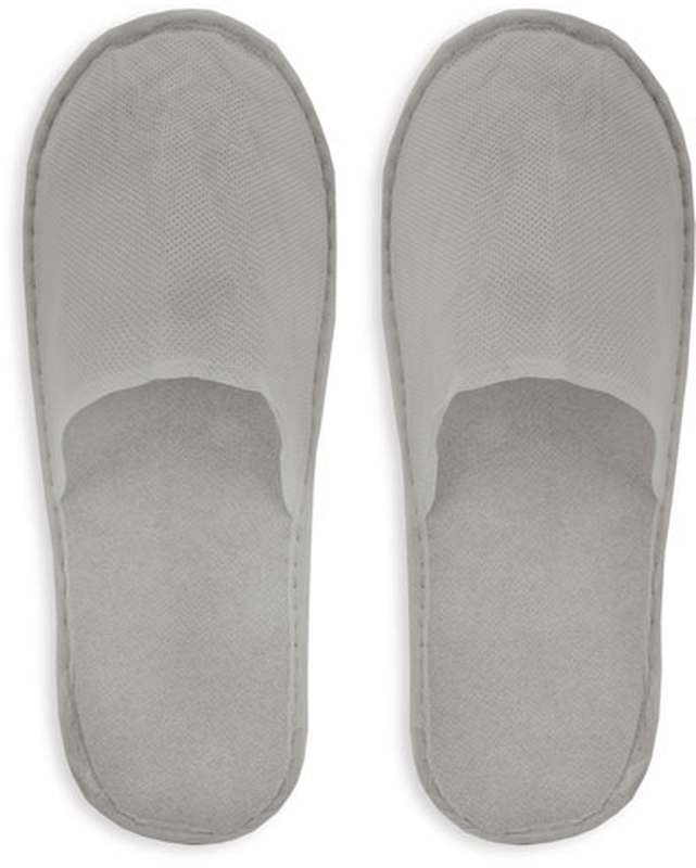 Pantofle z netkané látky