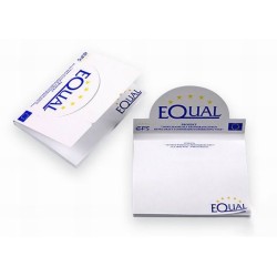 Samolepicí bloček v papírovém pouzdru