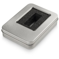 Velká kovová krabička s vložkou na menší flash disk