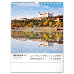 Nástenný kalendár Pamätihodnosti Slovenska 2024, 30 x 34 cm