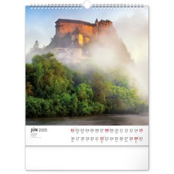 Nástenný kalendár Pamätihodnosti Slovenska 2024, 30 x 34 cm