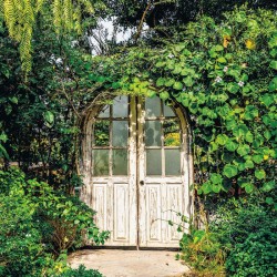 Poznámkový kalendář Zahrady 2024, 30 x 30 cm