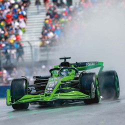 Poznámkový kalendář Formule - Jiří Křenek 2024, 30 x 30 cm