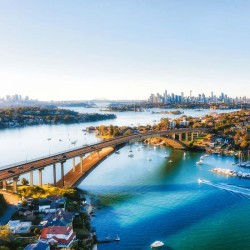 Poznámkový kalendář Mosty 2024, 30 x 30 cm