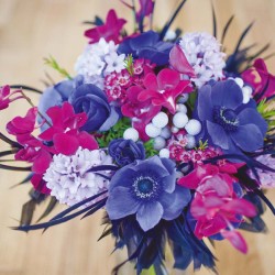 Poznámkový kalendář Květiny 2024, 30 x 30 cm