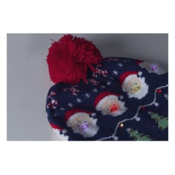 Norrsken Vánoční LED zimní čepice, sob