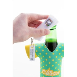 Soccer přívěšek na klíče s otvírákem na láhve