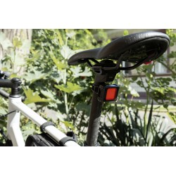 Cobik sada dobíjecích světel na kolo