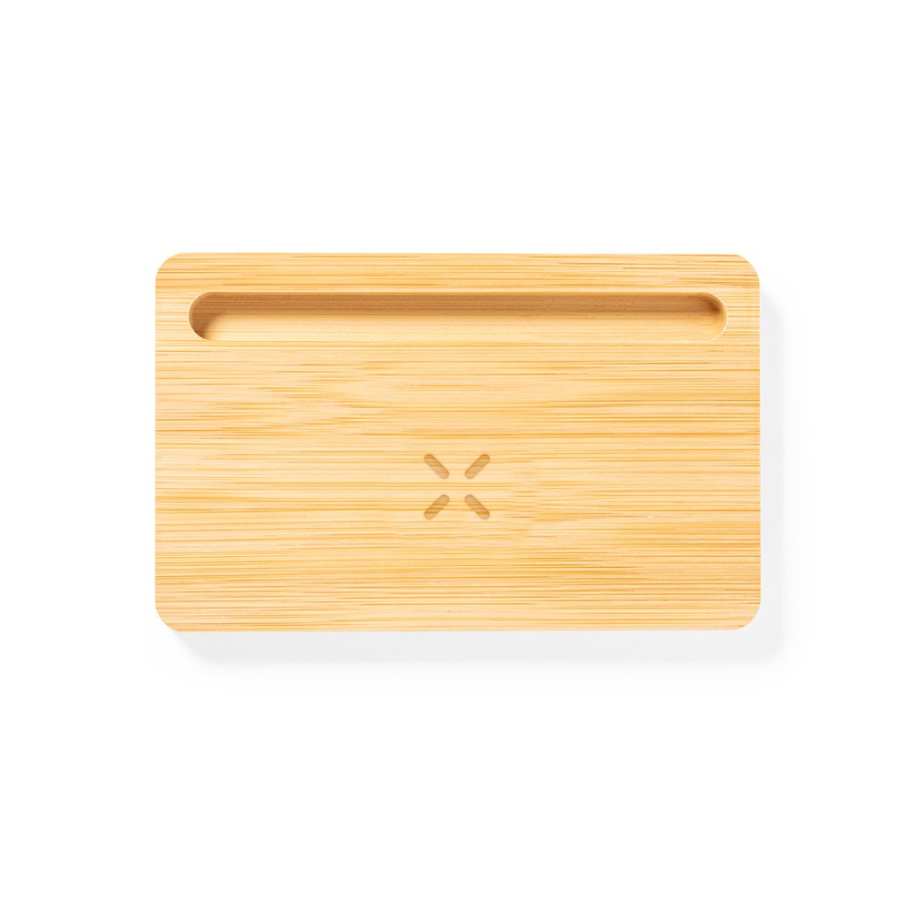 Loubron Stojánek s nabíječkou