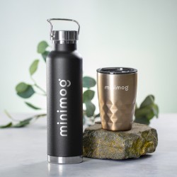 Blur izolovaný hrnek