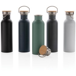 Moderní nerezová lahev s bambusovým uzávěrem