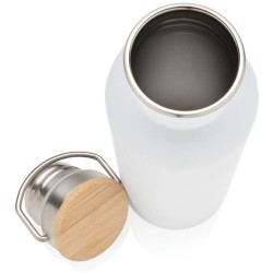 Moderní nerezová lahev s bambusovým uzávěrem