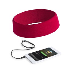 Markiz Čelenka se sluchátky