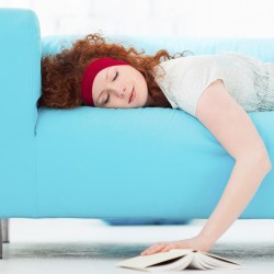 Markiz Čelenka se sluchátky