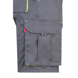 VL HEMERA. Dvoubarevné strečové bermudy s mnoha kapsami (240 g/m²), z bavlny (46 %), EME (38 %) a polyesteru (16 %)