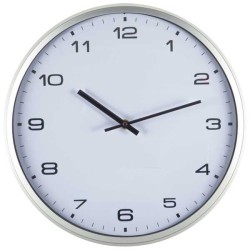Nástěnné hodiny se stříbrným rámečkem