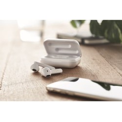 Sluchátka s nabíjecí základnou