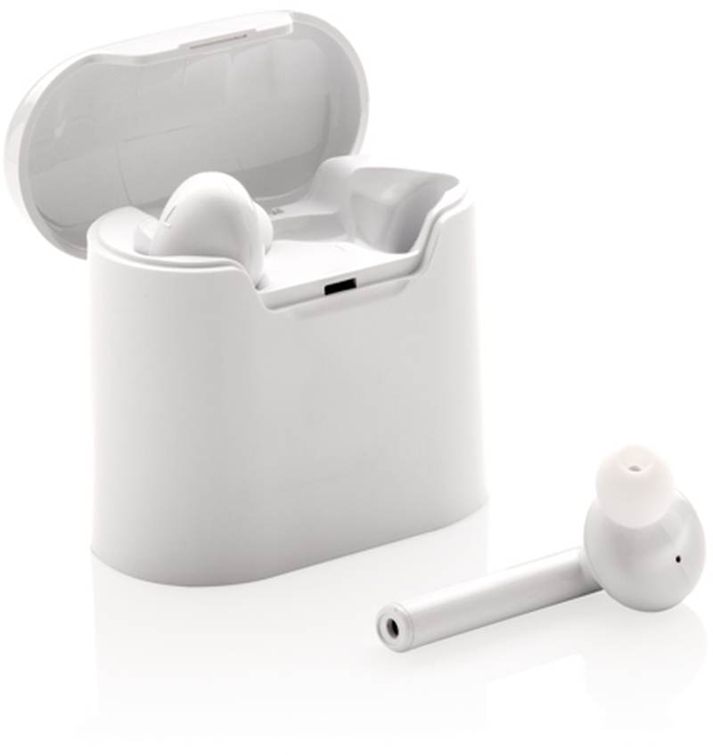 Skutečně bezdrátová sluchátka Liberty v nabíjecí krabičce