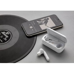 TWS bezdrátová sluchátka v nabíjecí krabičce Free Flow