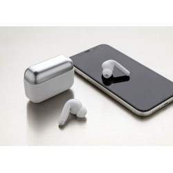 TWS sluchátka Pro Elite v nabíjecí krabičce