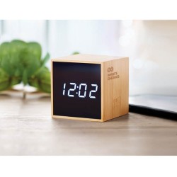 Mara clock Budík s LED v krytu z bambusu