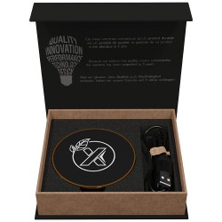 SCX.design W13 dřevěná bezdrátová nabíjecí stanice