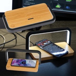 Bezdrátová nabíječka s lampičkou