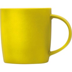 Hrnek s pogumovaným povrchem