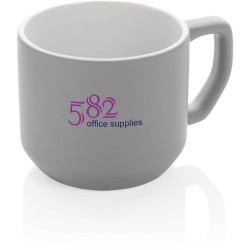 Moderní keramický hrnek