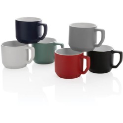 Moderní keramický hrnek