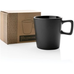 Moderní keramický hrnek na kávu