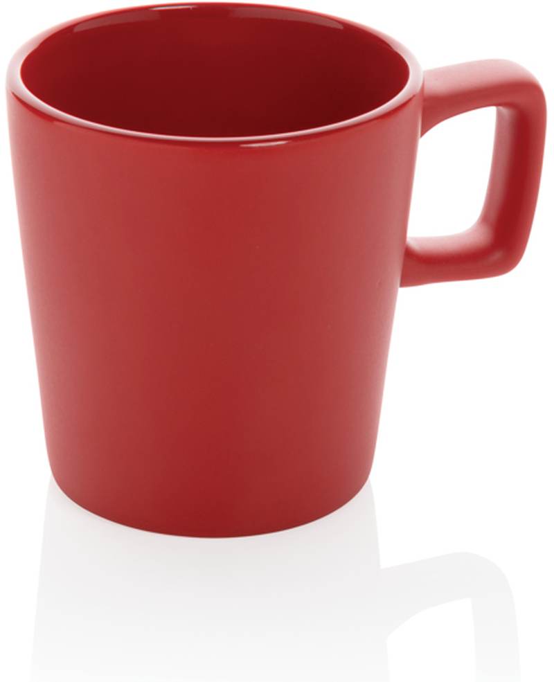 Moderní keramický hrnek na kávu