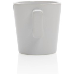 Moderní keramický hrnek na kávu