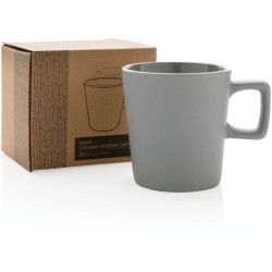 Moderní keramický hrnek na kávu