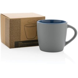 Keramický hrnek s barevným vnitřkem