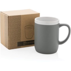 Keramický hrnek s bílým lemem