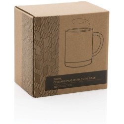 Keramický hrnek s korkovým podstavcem