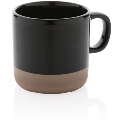 Glazovaný keramický hrnek