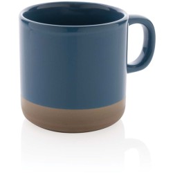 Glazovaný keramický hrnek