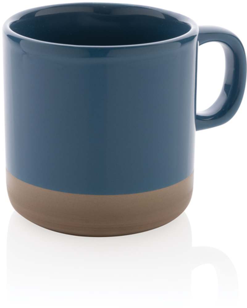 Glazovaný keramický hrnek