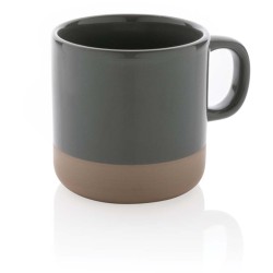 Glazovaný keramický hrnek