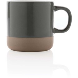 Glazovaný keramický hrnek