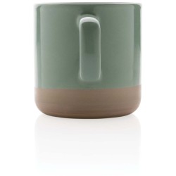 Glazovaný keramický hrnek