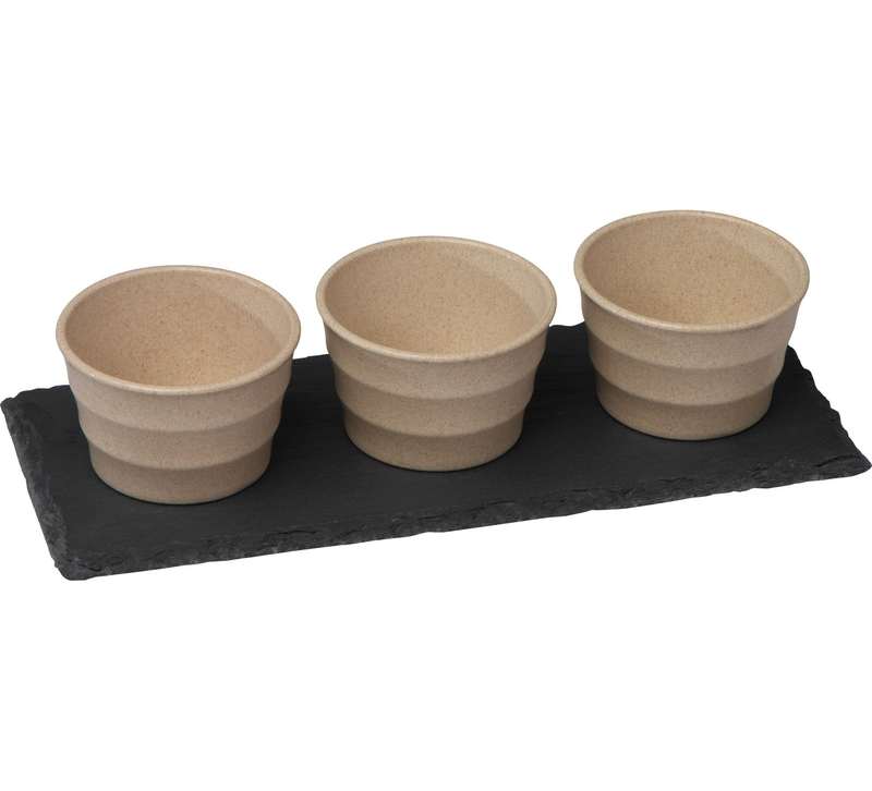 Misky na břidlicové desce