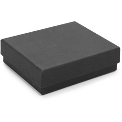 Travolta sada vizitkáře a klíčenky